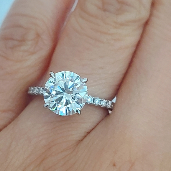 3ct Moissanite Pave Band Engagement Ring size 6 - Picture 2 of 6